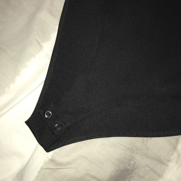 Forever 21 Basic Black Scoop Neck Tank Bodysuit - Picture 5 of 5